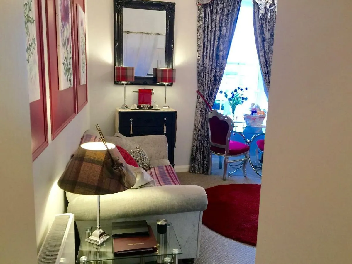 The Bonnie Bide Awa' Apartment Edinburgh 0*,  United Kingdom