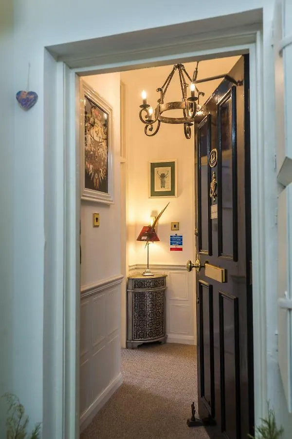 The Bonnie Bide Awa' Apartment Edinburgh
