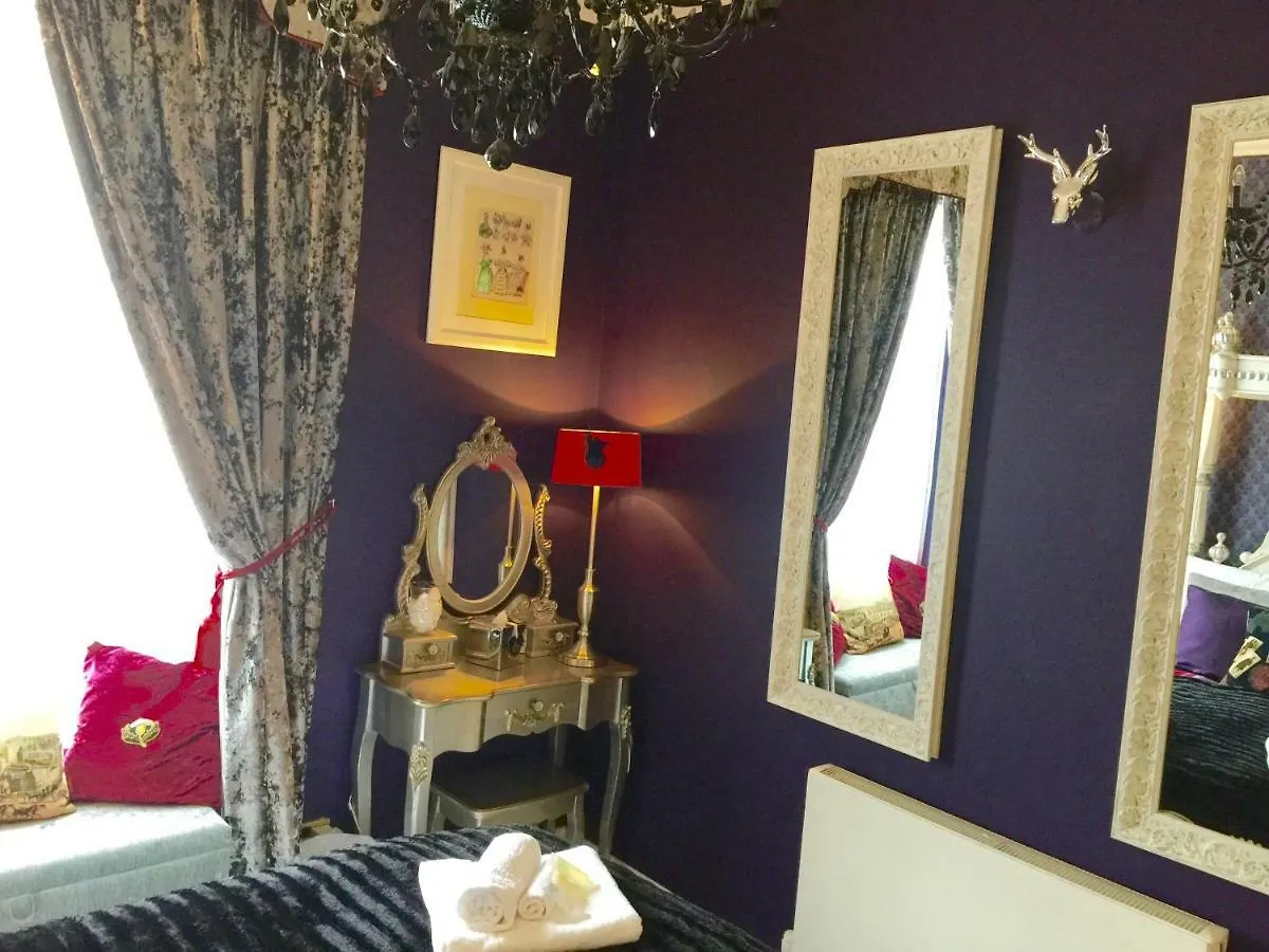The Bonnie Bide Awa' Apartment Edinburgh United Kingdom